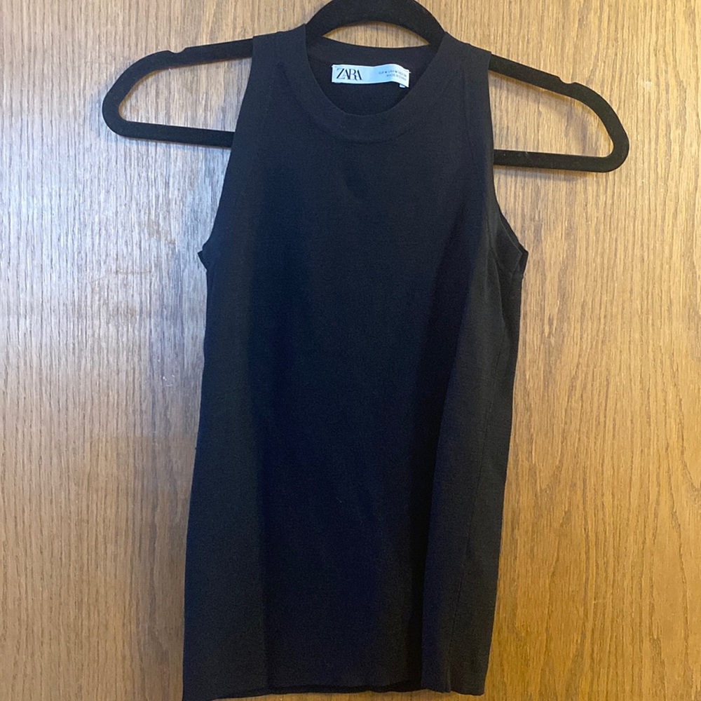 Zara Knit Halter Tank - Picture 3 of 7